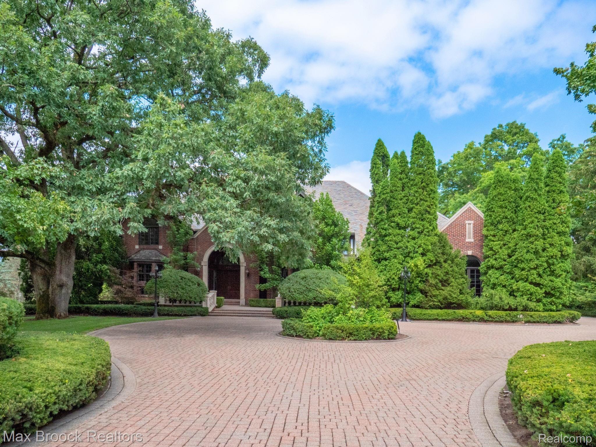 694 Rudgate Road Bloomfield Hills, MI 48304 - Photo 8 of 85 web_P5333022.jpg
