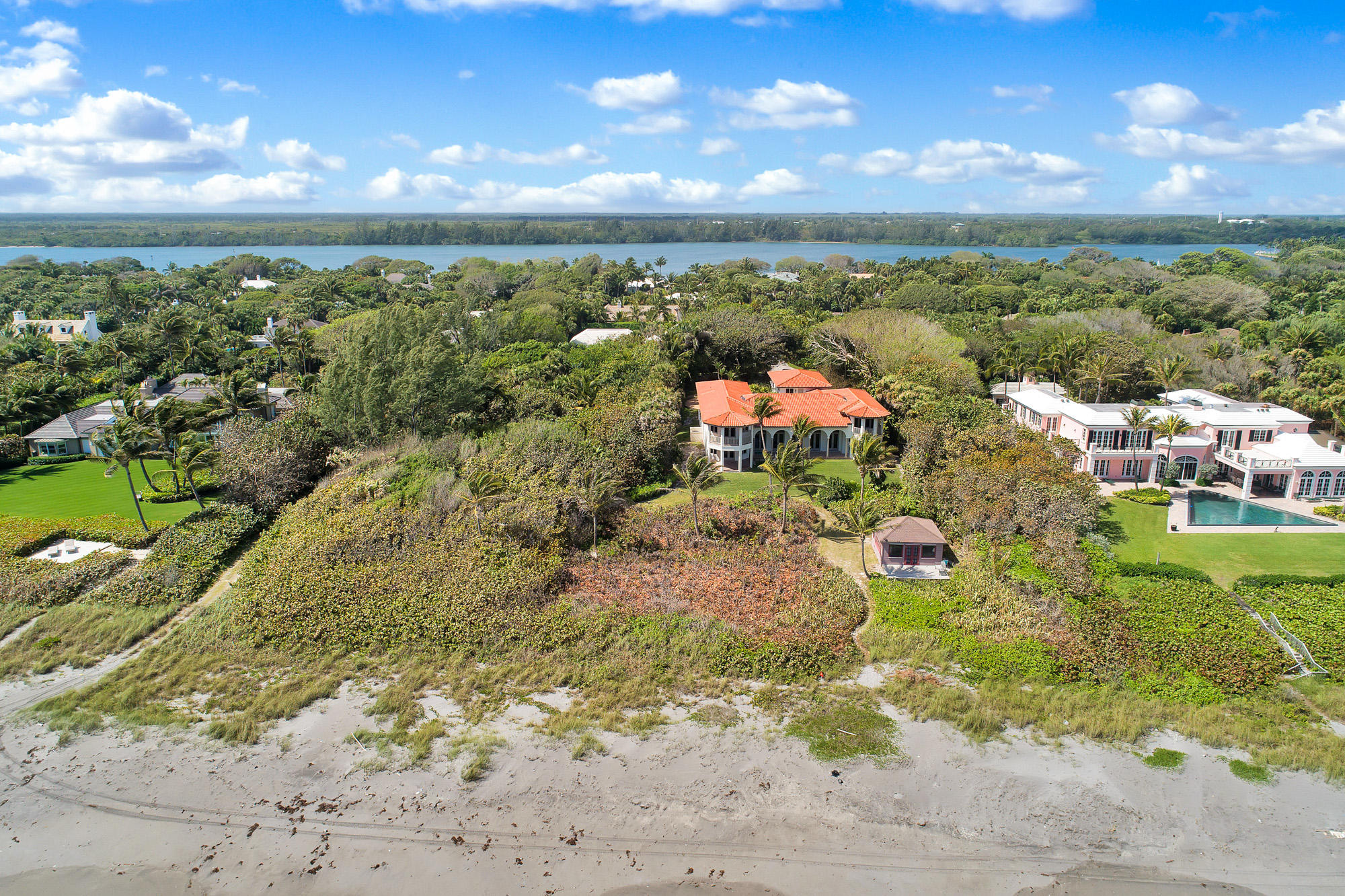 119 South Beach Road Hobe Sound, FL 33455 - Photo 21 of 28 119 S Beach Rd, Hobe Sound, FL 33455 (10
