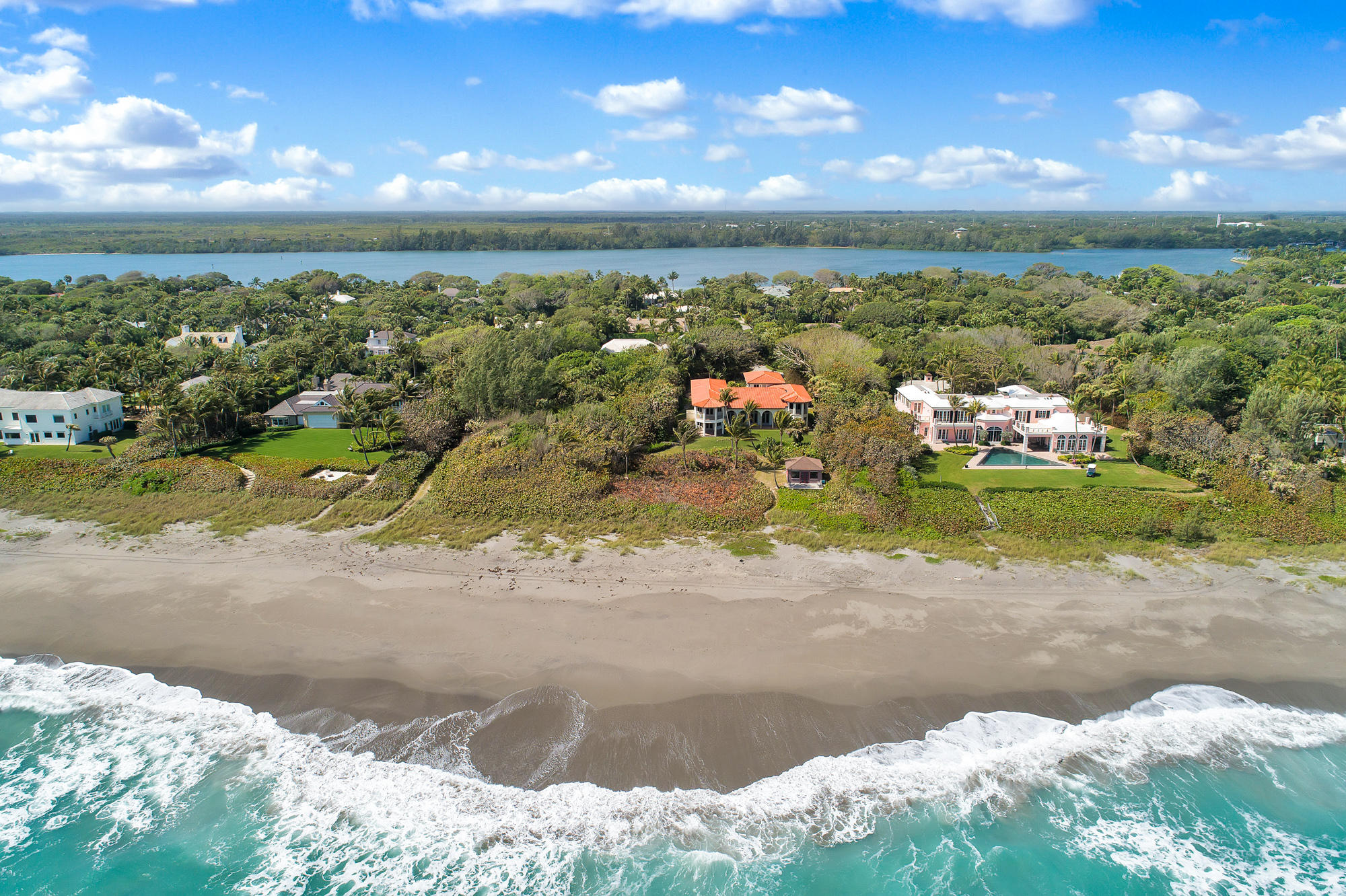 119 South Beach Road Hobe Sound, FL 33455 - Photo 23 of 28 119 S Beach Rd, Hobe Sound, FL 33455 (9)