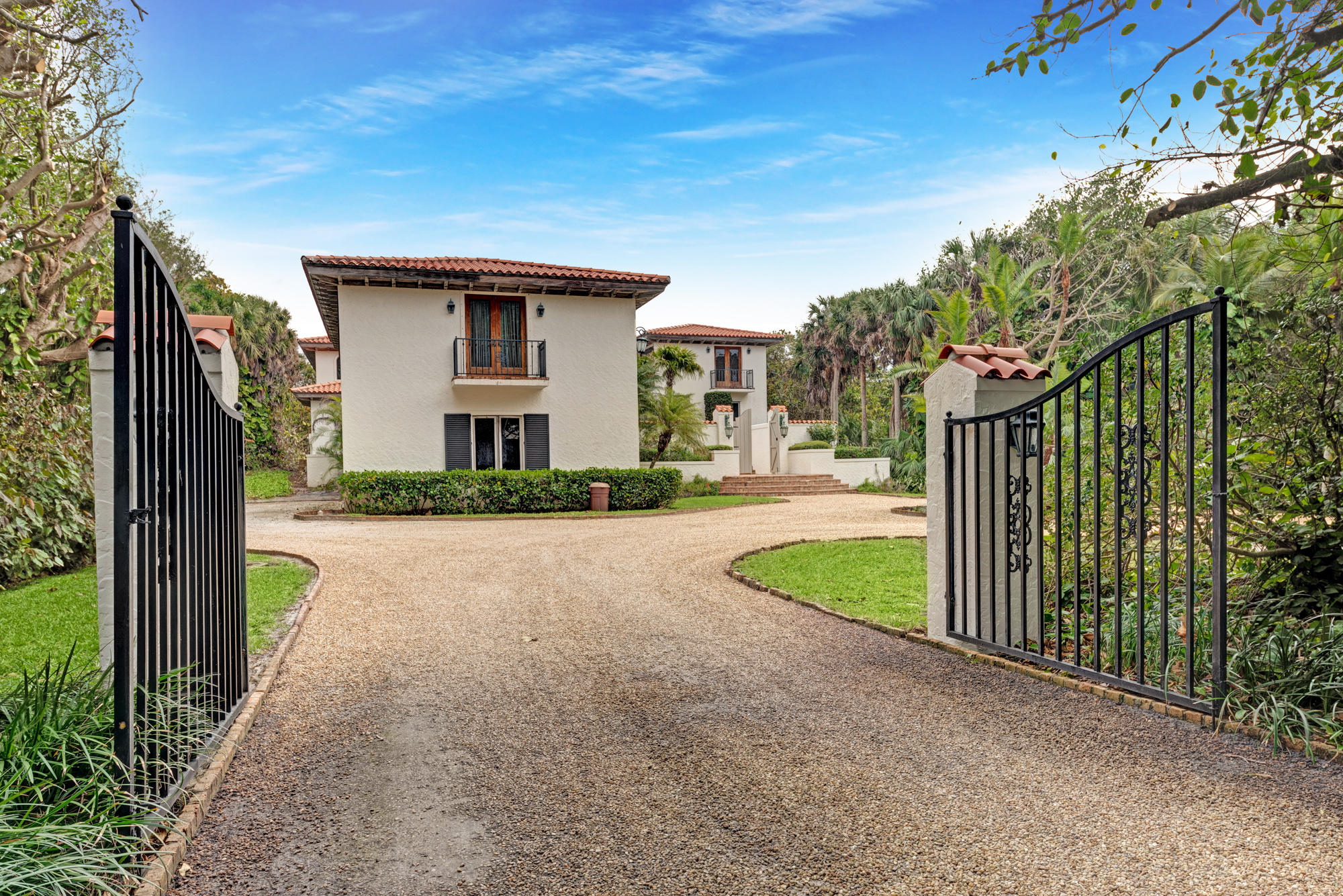 119 South Beach Road Hobe Sound, FL 33455 - Photo 10 of 28 119 S Beach Rd, Hobe Sound, FL 33455 (12