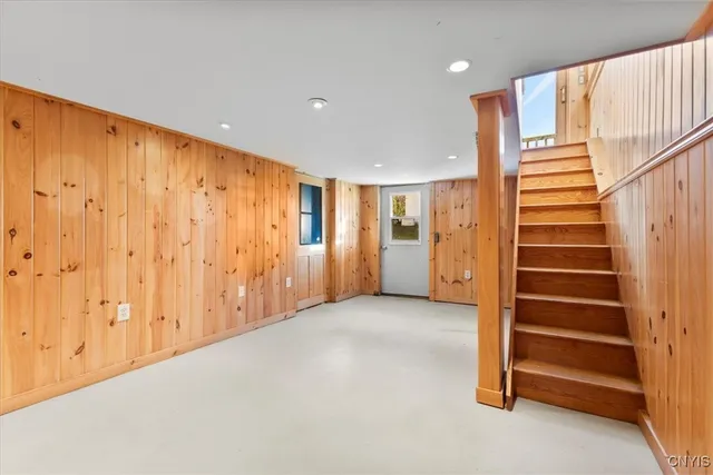 $325,000 | 387 Chamberlain Road, Indian Lake, NY 12842