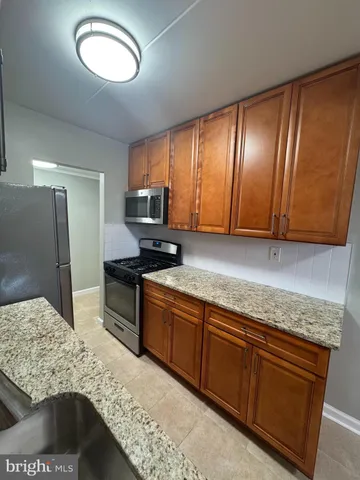 $163,998 | 110-30 West Byberry Road, Unit B1, Philadelphia, PA 19116