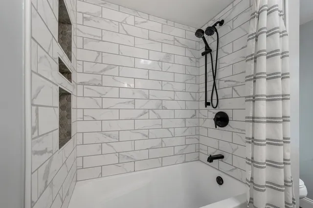 $650,000 | 289 Currier Road, Candia, NH 03034