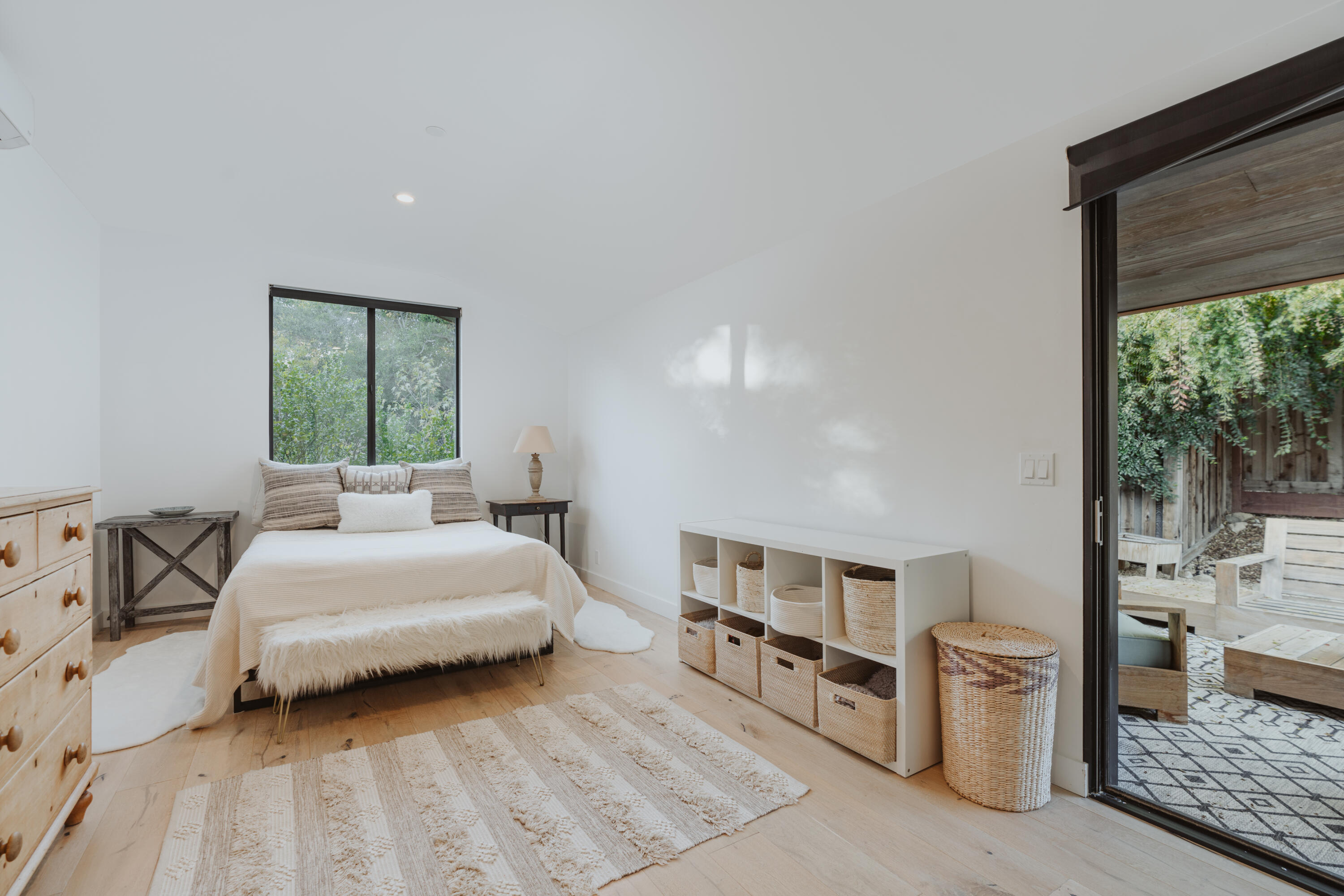 865 Ashley Road Santa Barbara, CA 93108 - Photo 21 of 31 Bedroom3