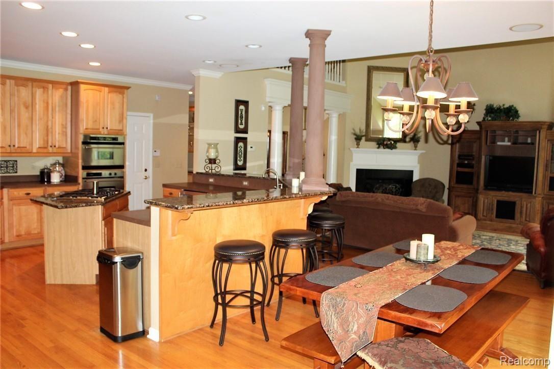 440 Belle Meade Road Troy, MI 48098 - Photo 4 of 48 IMG_0610.JPG
