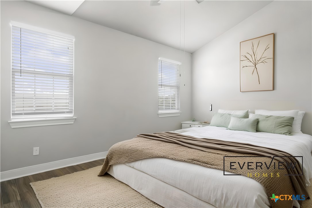 3067 View Ridge Drive, Unit 15 Spring Branch, TX 78070 - Photo 4 of 15 a bedroom with a bed and a window