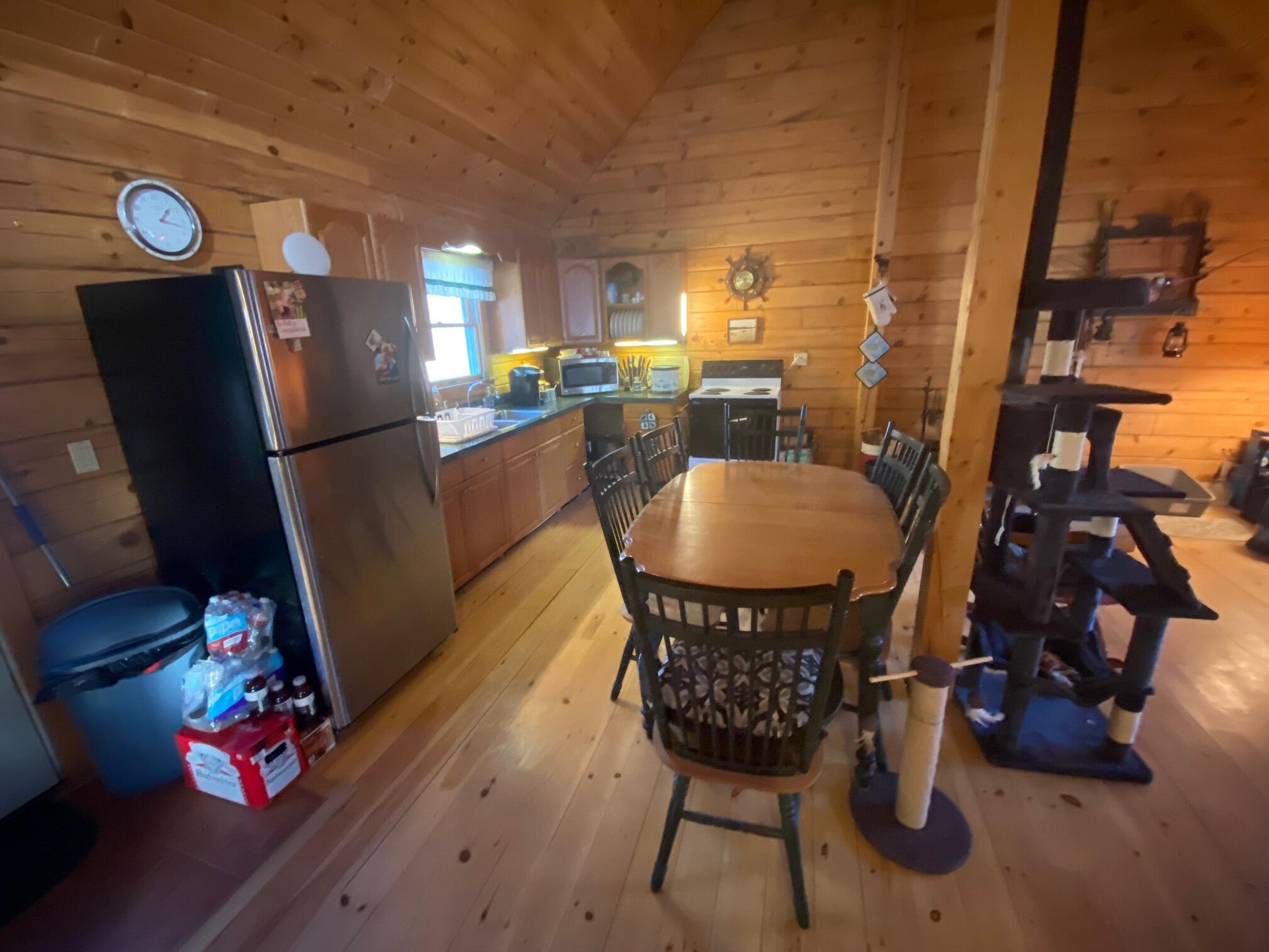 384 Ridge Road Charleston, ME 04422 - Photo 4 of 22 4