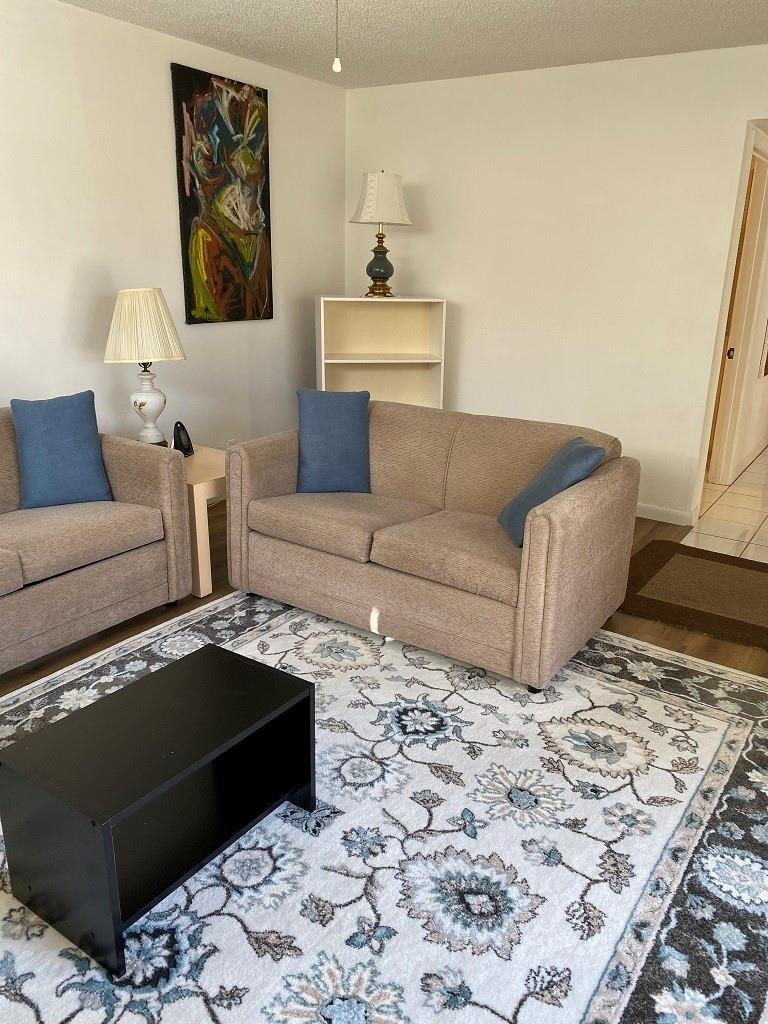 8194 Thames Boulevard, Unit D Boca Raton, FL 33433 - Photo 4 of 19 Photo 4