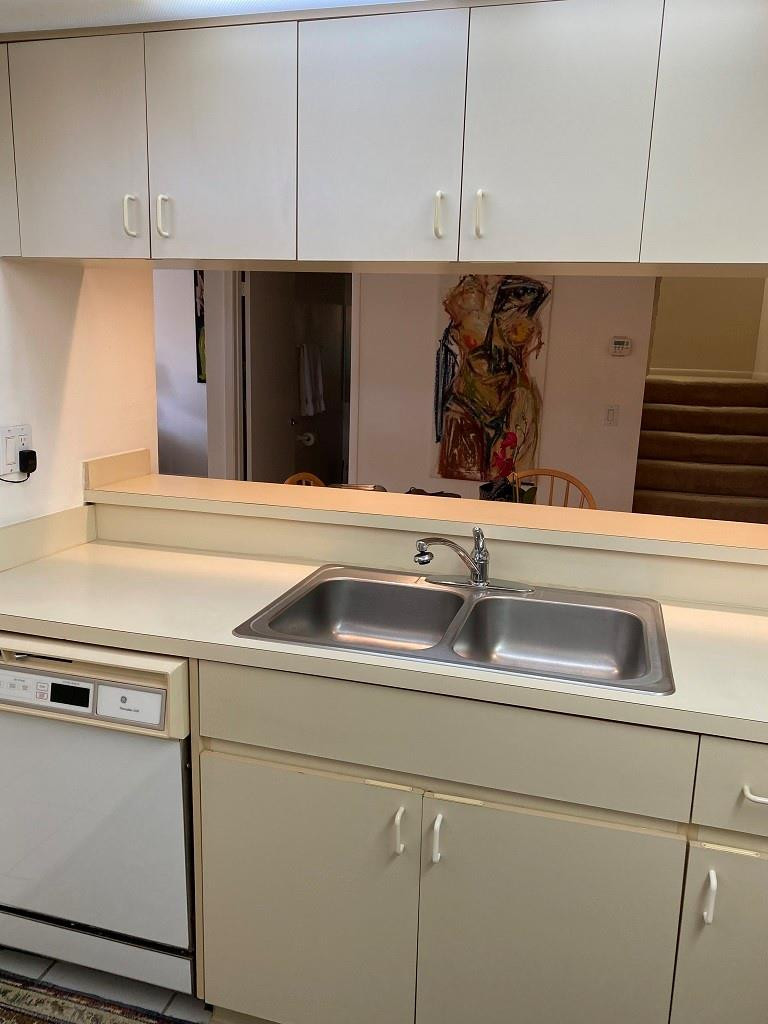 8194 Thames Boulevard, Unit D Boca Raton, FL 33433 - Photo 8 of 19 Photo 8