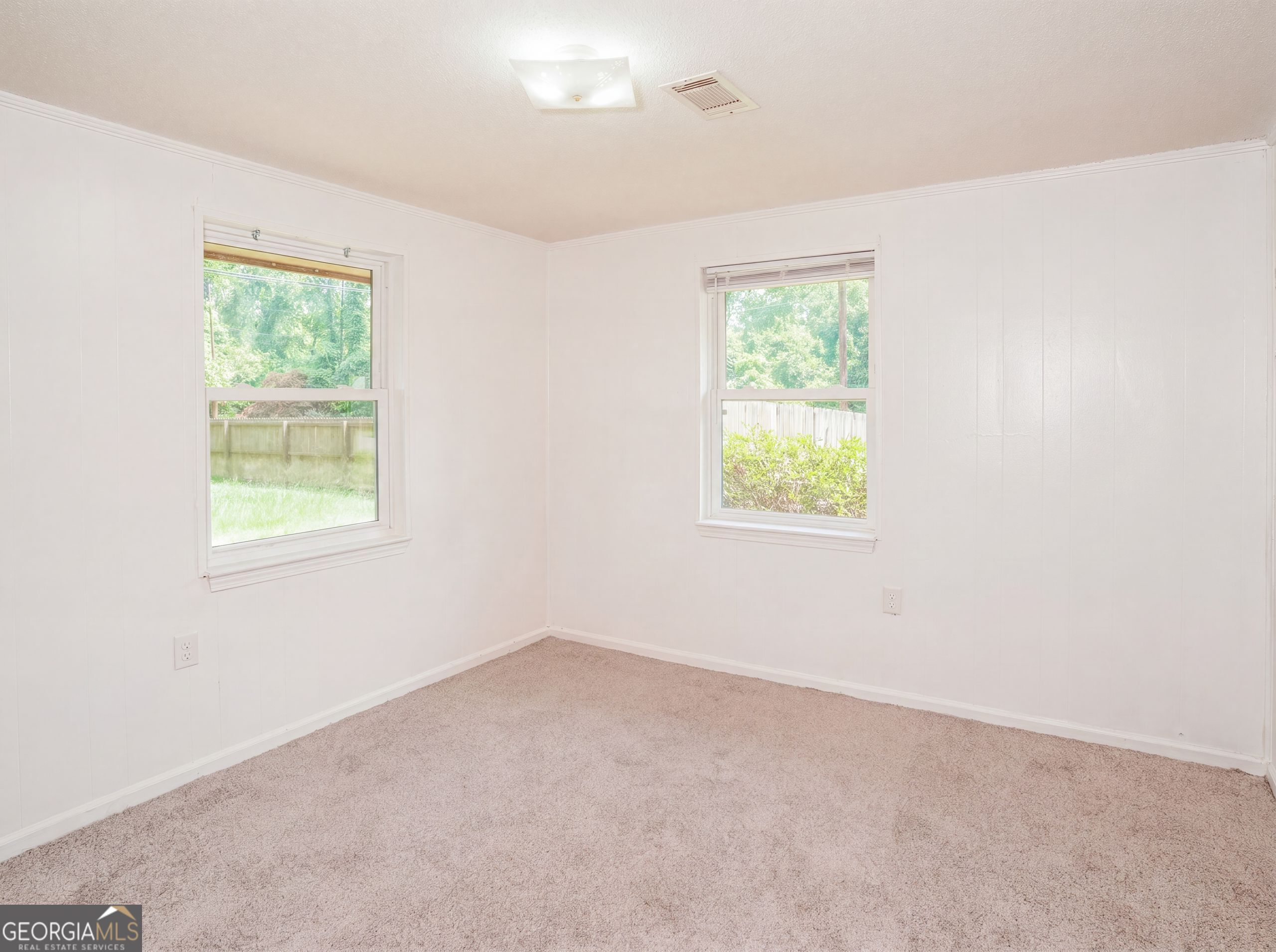 733 Sutton Street Jesup, GA 31545 - Photo 4 of 40 Virtually Staged