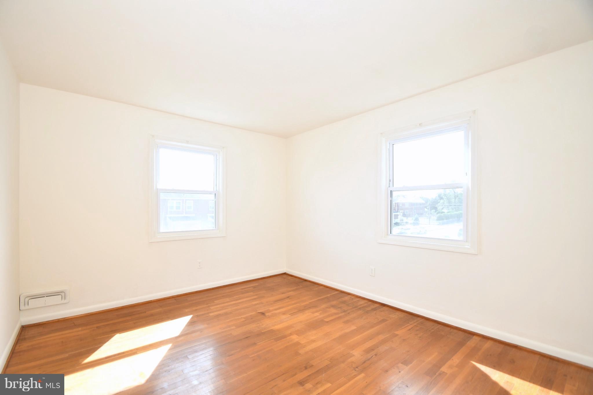 1762 Stokesley Road Baltimore, MD 21222 - Photo 12 of 30 Beautiful hardwood floors in all three bedrooms.