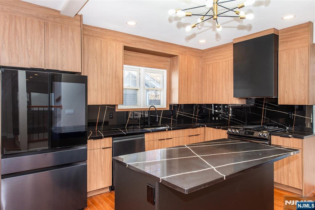 50 Grand Avenue Ridgefield Park, NJ 07660 - Photo 12 of 34