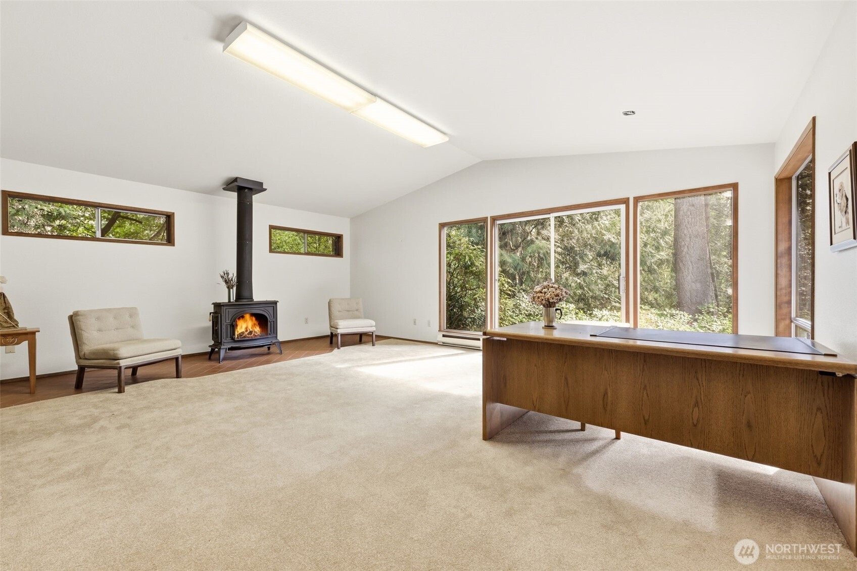 20319 92nd Avenue West Edmonds, WA 98020 - Photo 15 of 26 a view of a livingroom with a large window