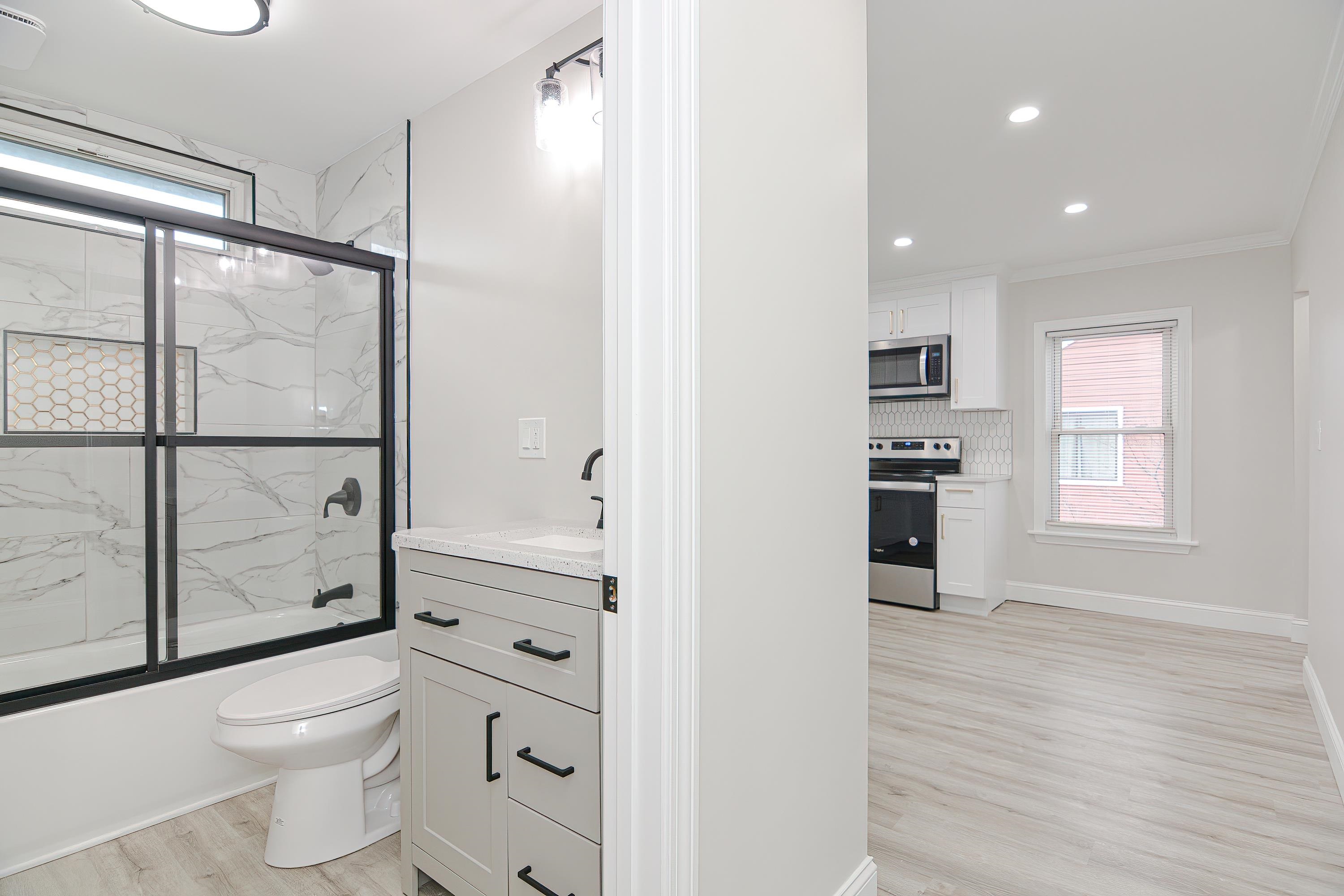 201 East Dunstable Road Nashua, NH 03062 - Photo 14 of 19