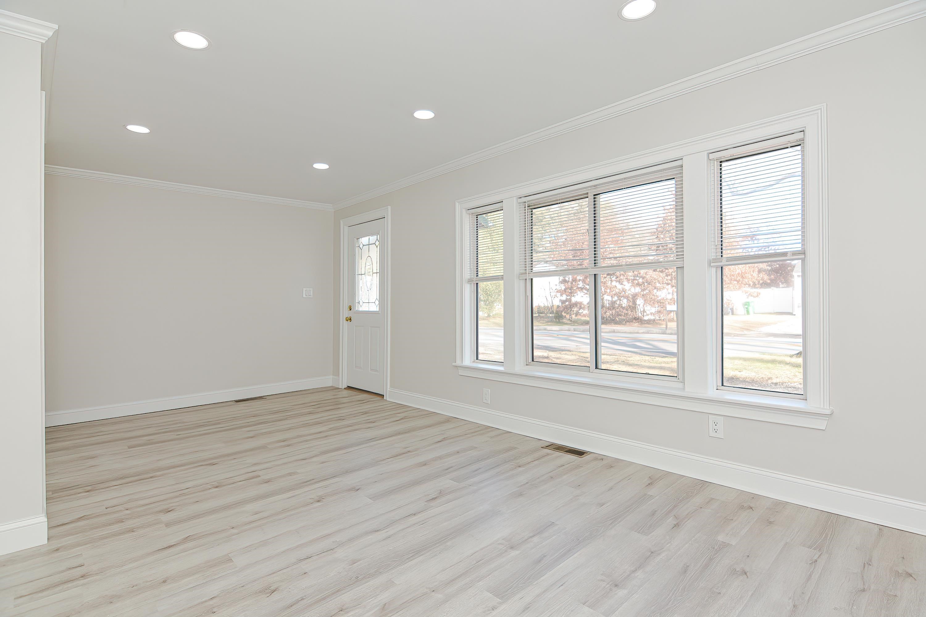 201 East Dunstable Road Nashua, NH 03062 - Photo 18 of 19
