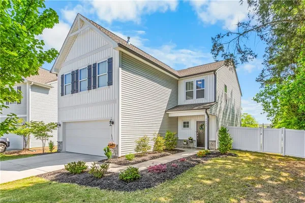 $378,000 | 4020 Centerpiece Court, High Point, NC 27265
