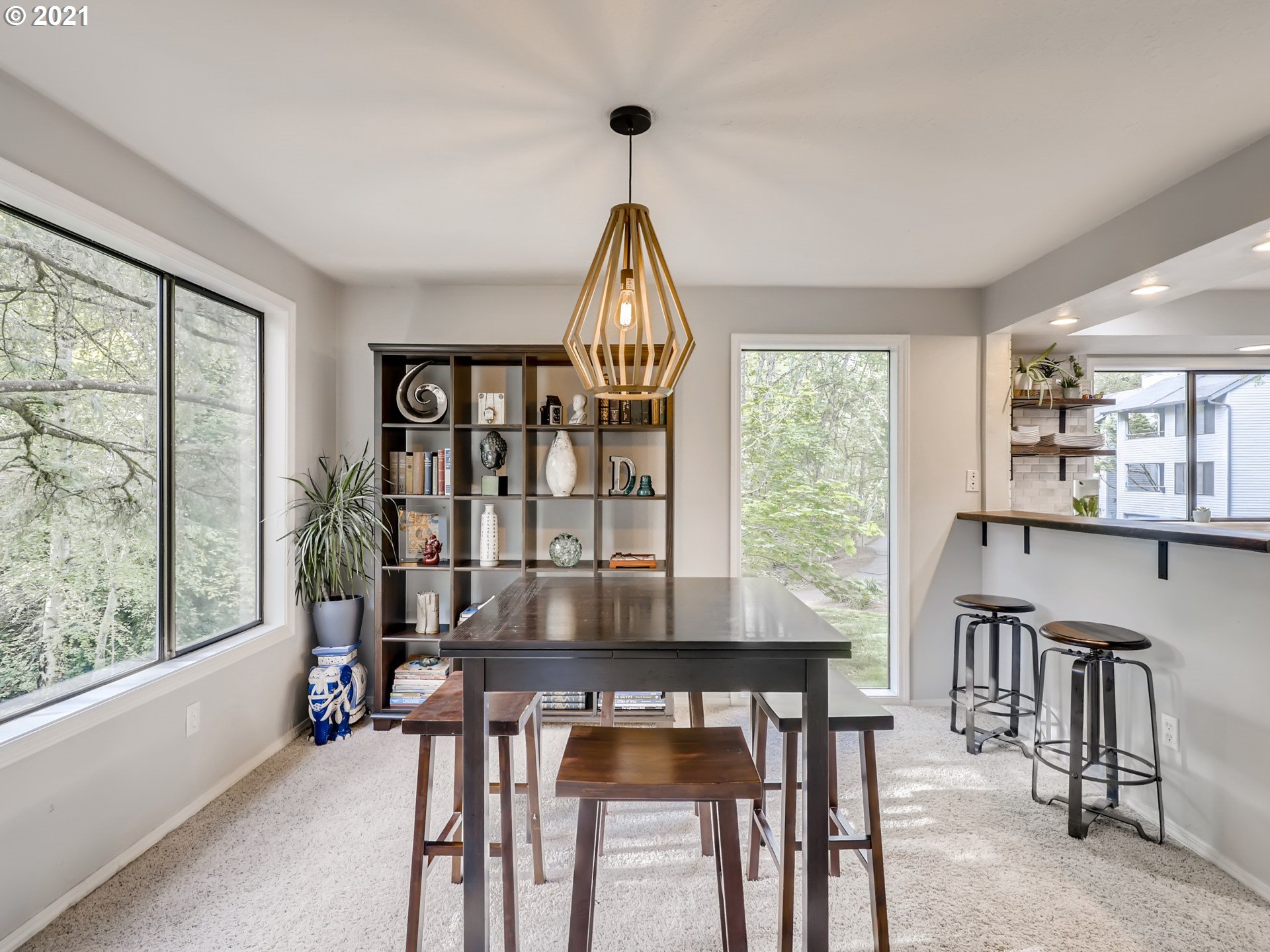 3668 Spring Lane, Unit 4B Lake Oswego, OR 97035 - Photo 15 of 32 Gallery Image 15