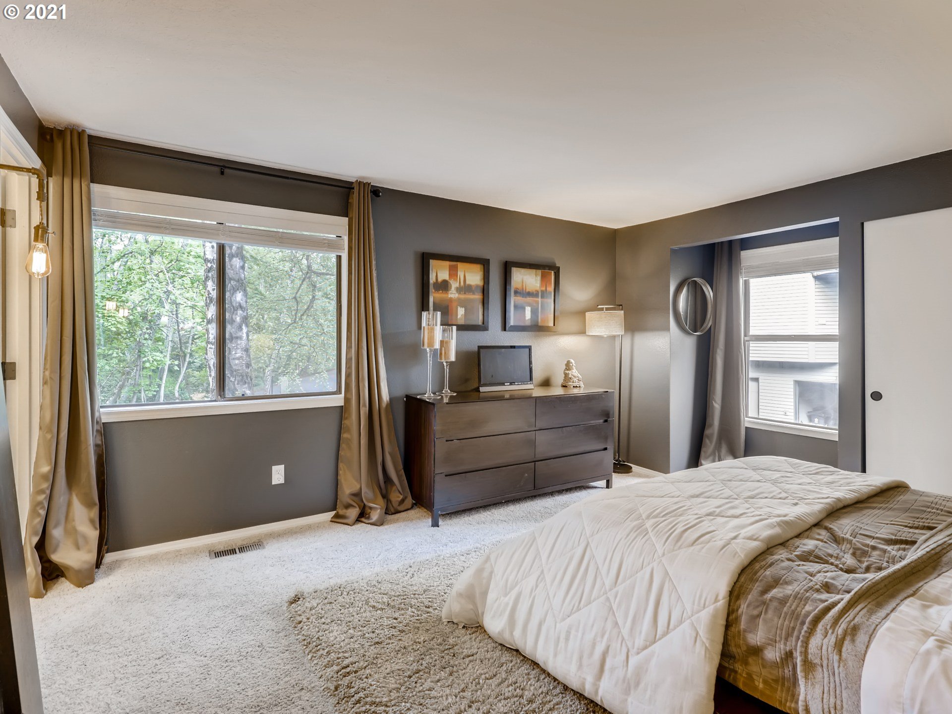 3668 Spring Lane, Unit 4B Lake Oswego, OR 97035 - Photo 19 of 32 Gallery Image 19
