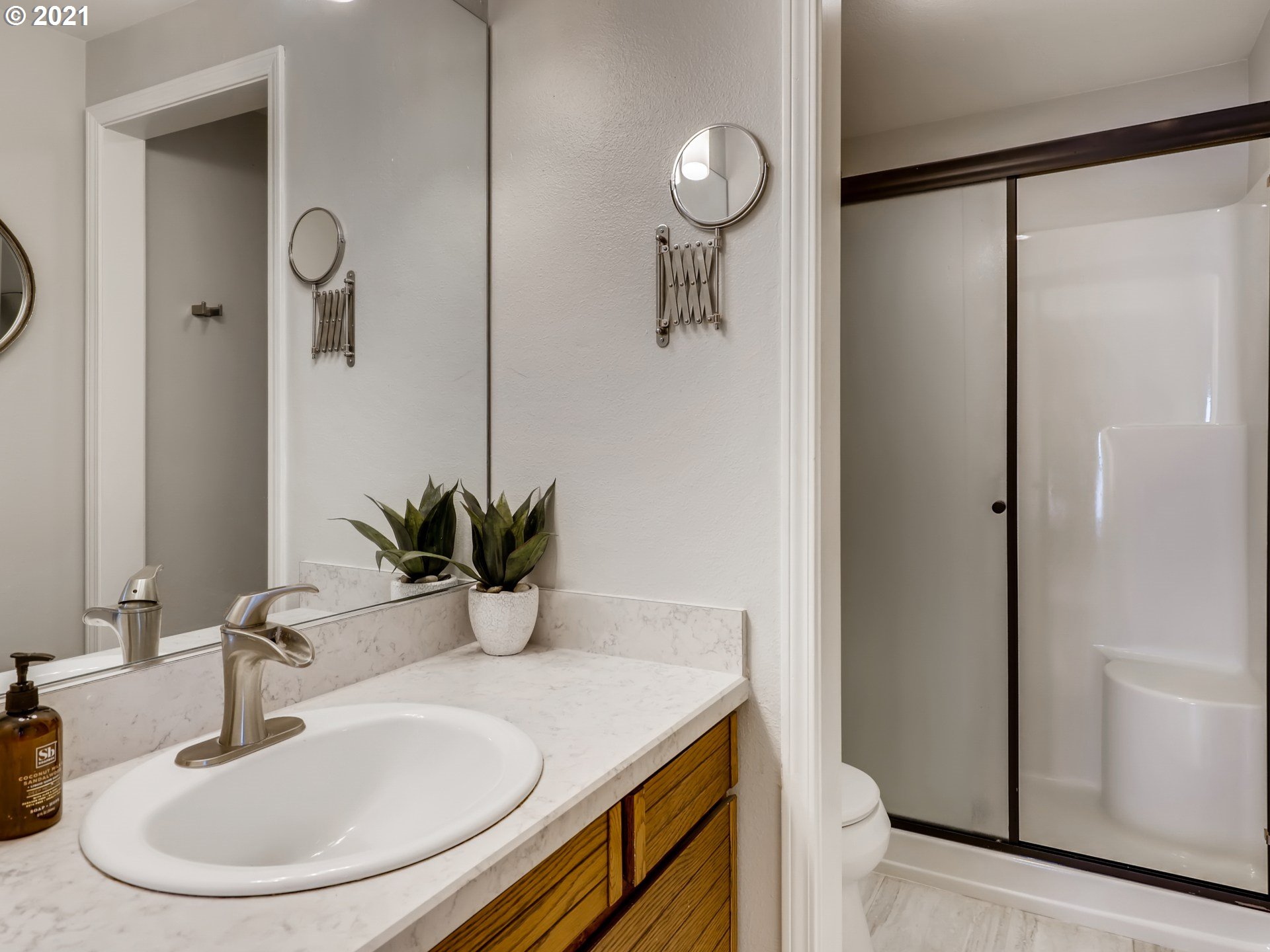3668 Spring Lane, Unit 4B Lake Oswego, OR 97035 - Photo 21 of 32 Gallery Image 21
