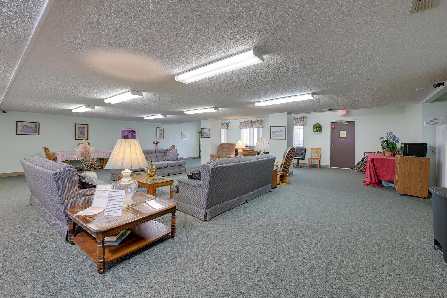 4145 Karl Road, Unit 223 Columbus, OH 43224 - Photo 27 of 31 4145 Karl Rd Columbus OH 43224-large-032