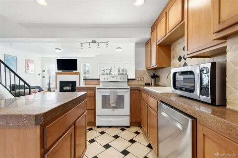 $425,000 | 8686 Carr Loop, Arvada, CO 80005