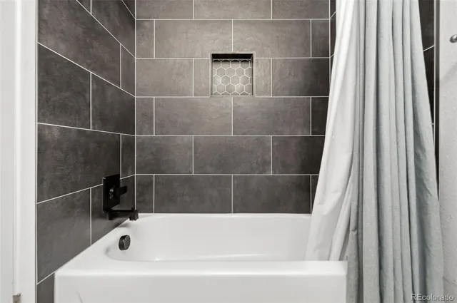 $425,000 | 8686 Carr Loop, Arvada, CO 80005