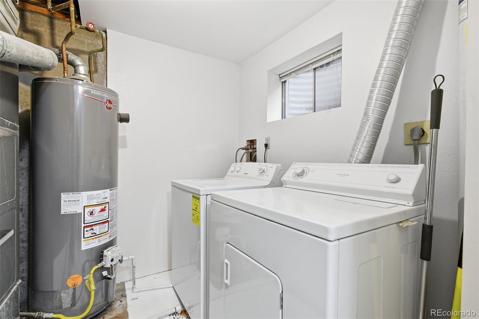 8686 Carr Loop Arvada, CO 80005 - Photo 29 of 36