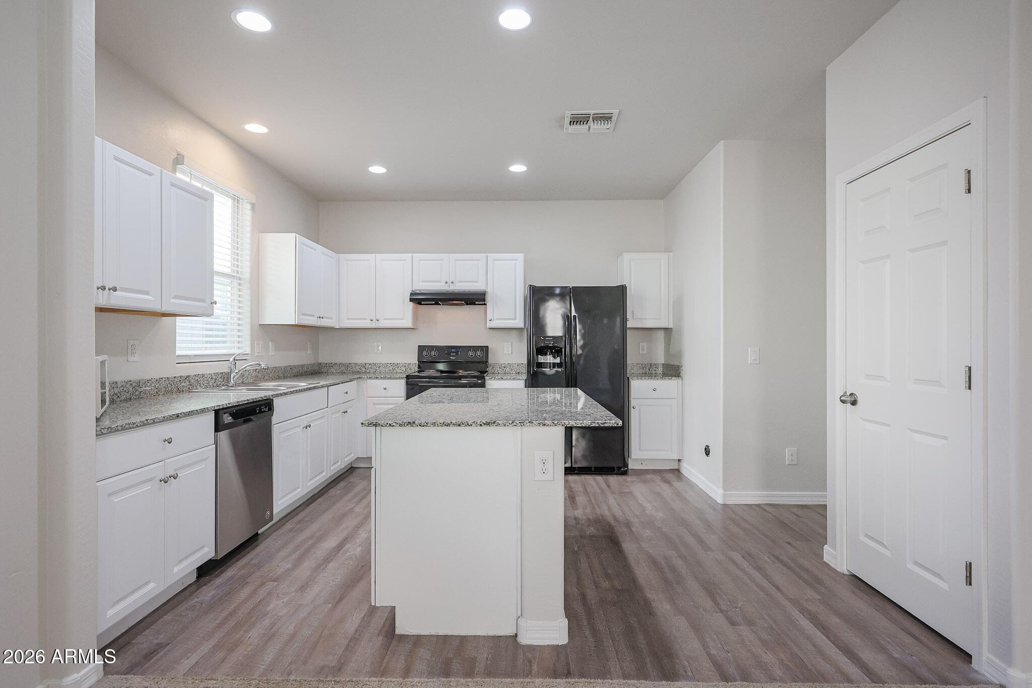 5458 Fulton Street Phoenix, AZ 85043 - Photo 12 of 30 Photo #12