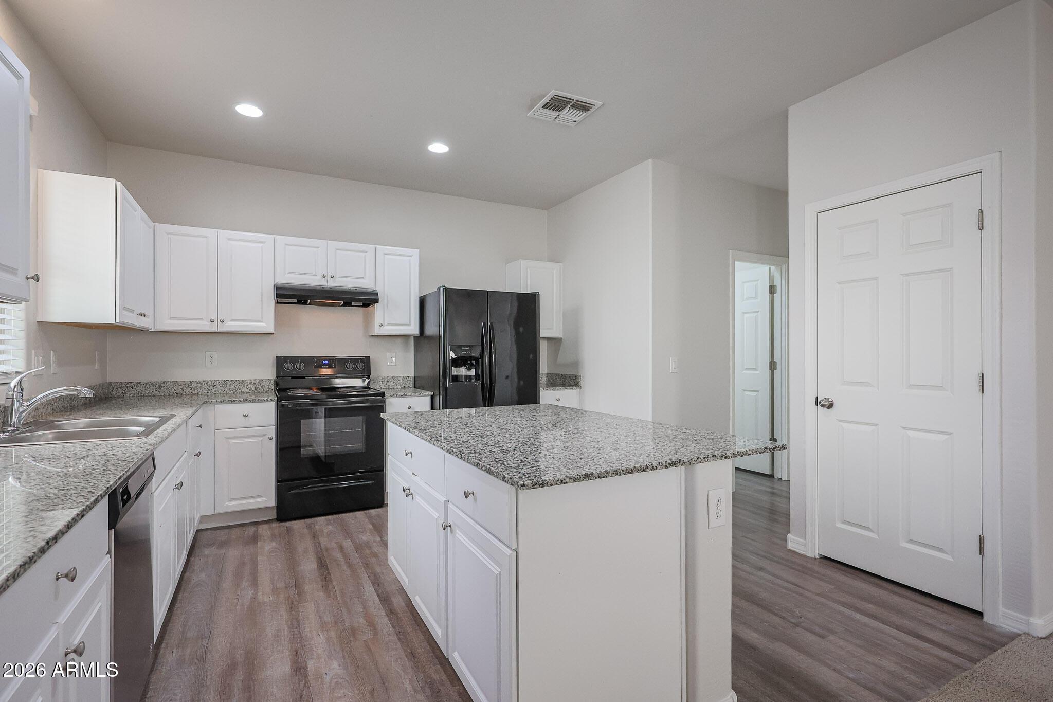 5458 Fulton Street Phoenix, AZ 85043 - Photo 13 of 30 Photo #13