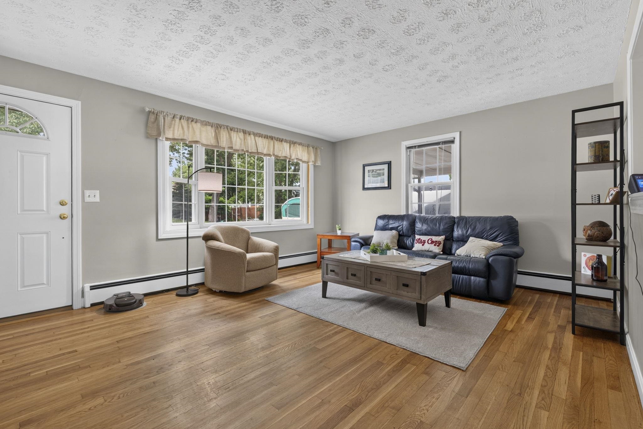 243 Gabrielle Street Manchester, NH 03103 - Photo 11 of 38
