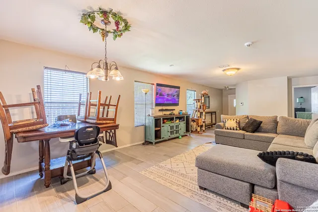 $1,600 | 7731 Saddle, Selma, TX 78154