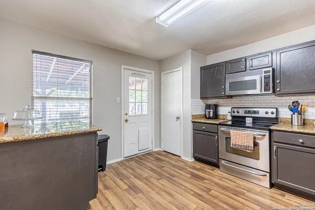 $1,600 | 7731 Saddle, Selma, TX 78154