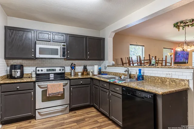 $1,600 | 7731 Saddle, Selma, TX 78154