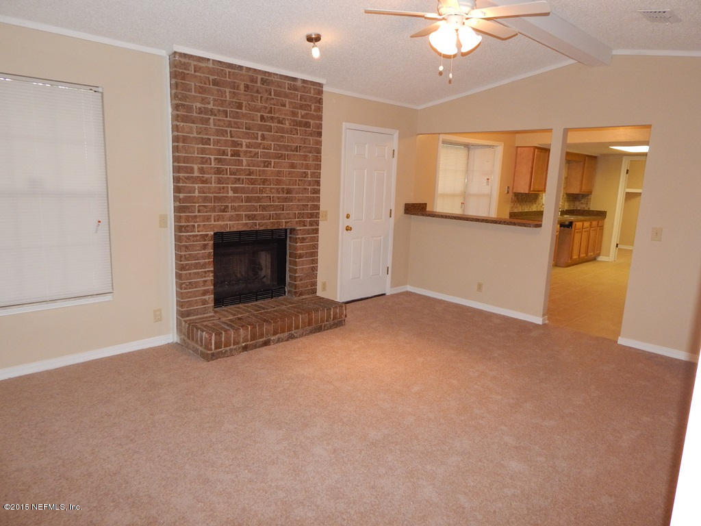 6051 North Gulf Road Jacksonville, FL 32244 - Photo 3 of 37 Family Room