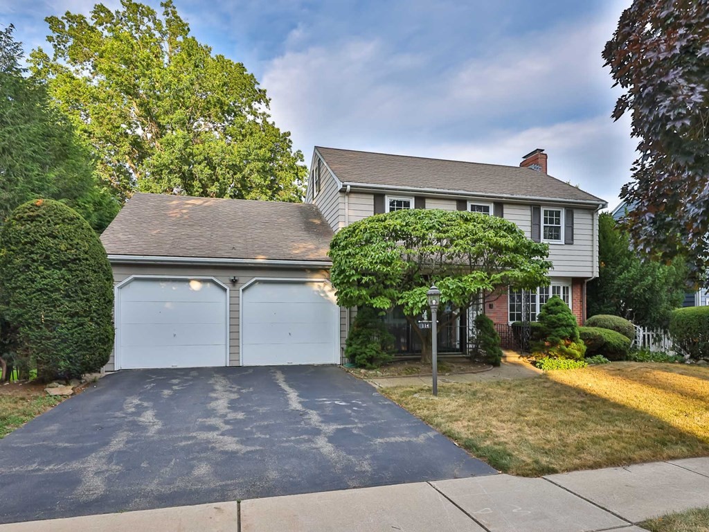 114 Bright Road Belmont, MA 02478 - Photo 3 of 42