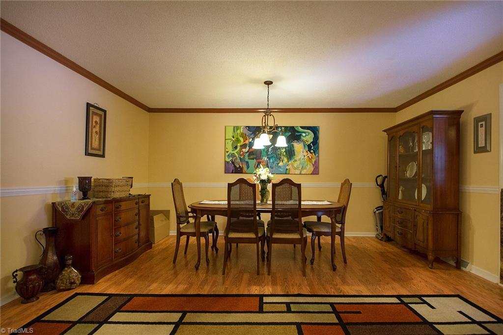 5305 Mapleton Street Clemmons, NC 27012 - Photo 9 of 19 Gallery Image 9