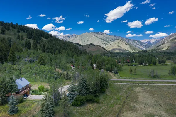 $6,250,000 | 13552 Highway 75, Blaine County, ID 83340