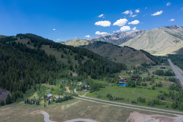 $6,250,000 | 13552 Highway 75, Blaine County, ID 83340