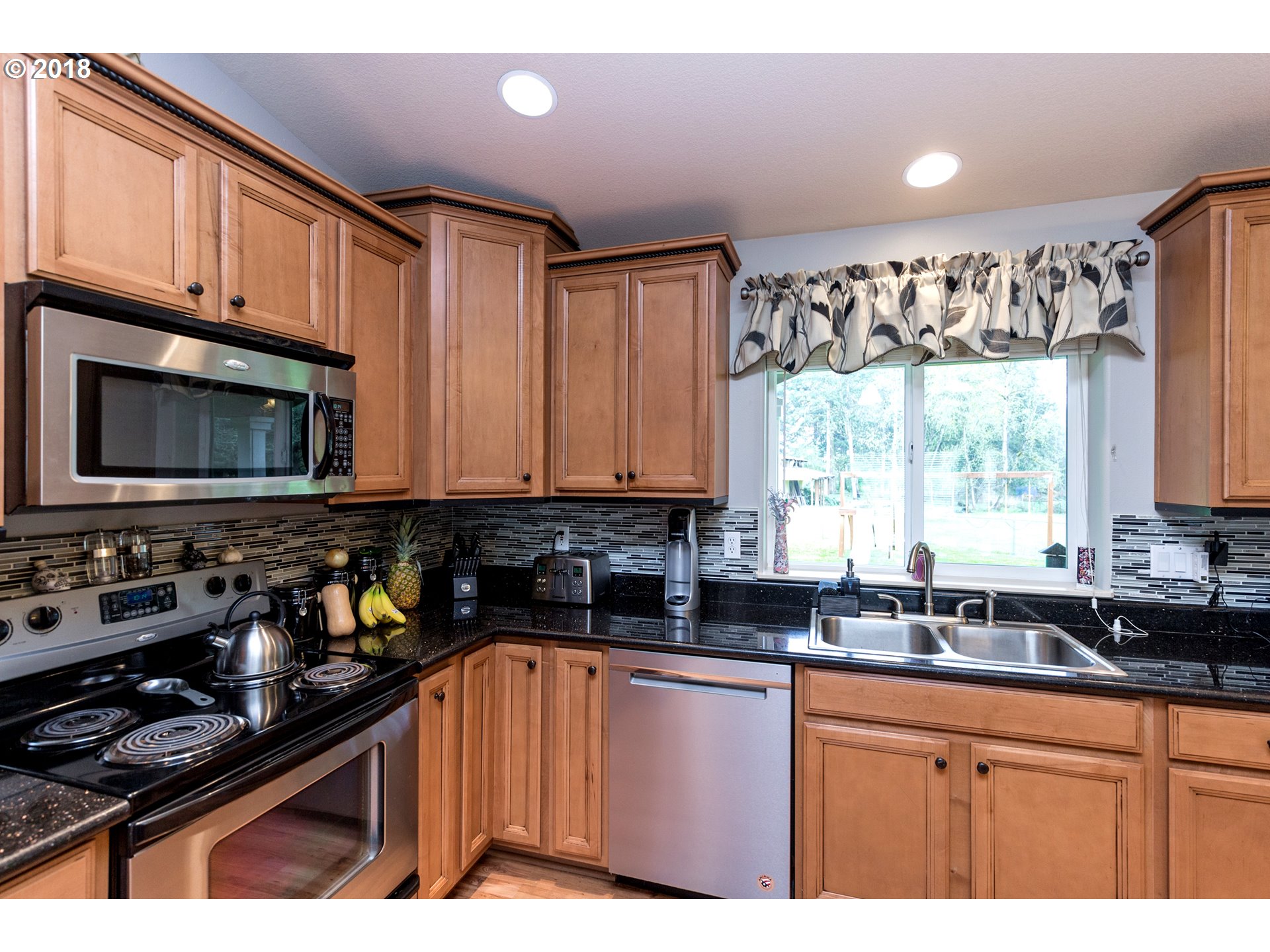 23193 South Redland Road Estacada, OR 97023 - Photo 11 of 32 Gallery Image 11
