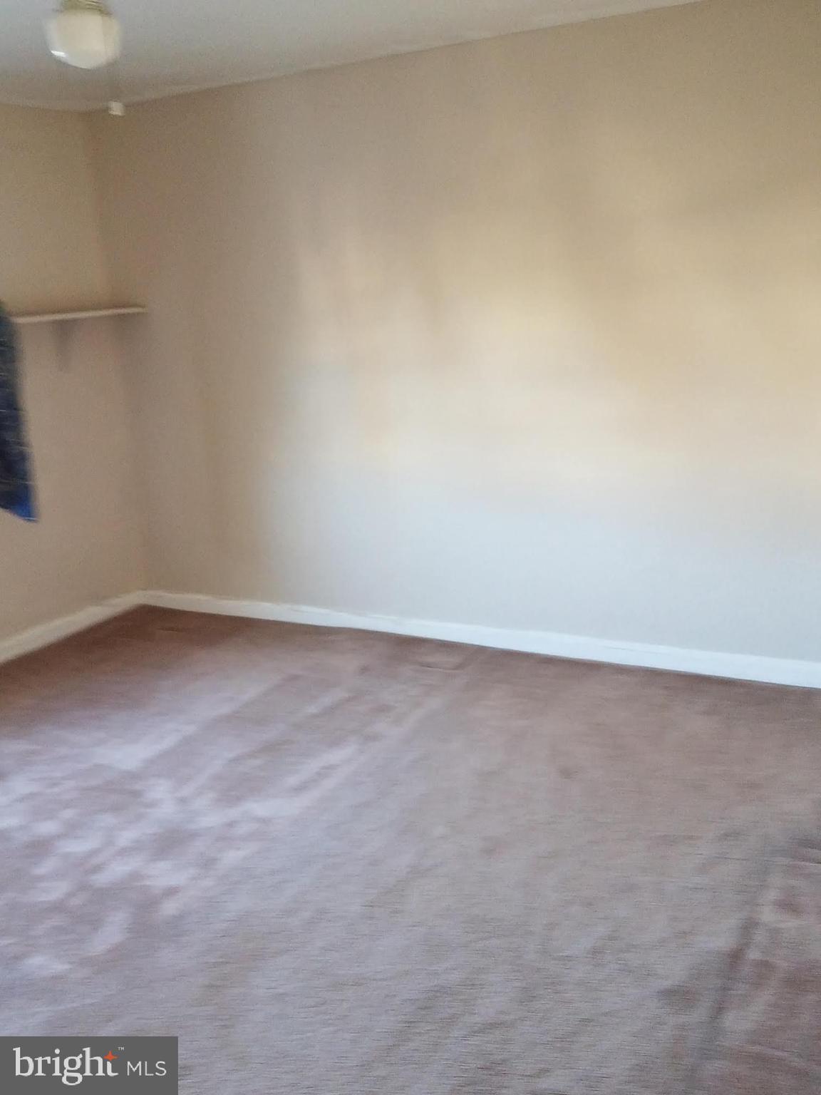 242 Rocklyn Road Upper Darby, PA 19082 - Photo 2 of 27