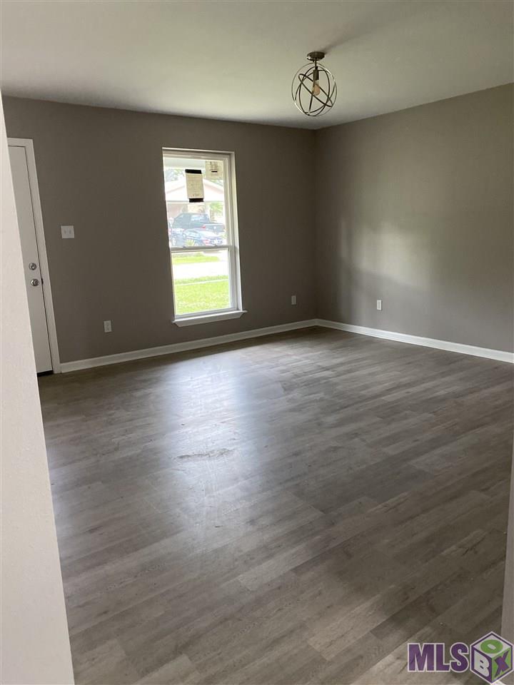 6072 Sumrall Drive Baton Rouge, LA 70811 - Photo 5 of 6