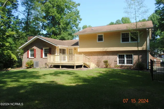 $1,700 | 102 Epworth Drive, Jacksonville, NC 28546