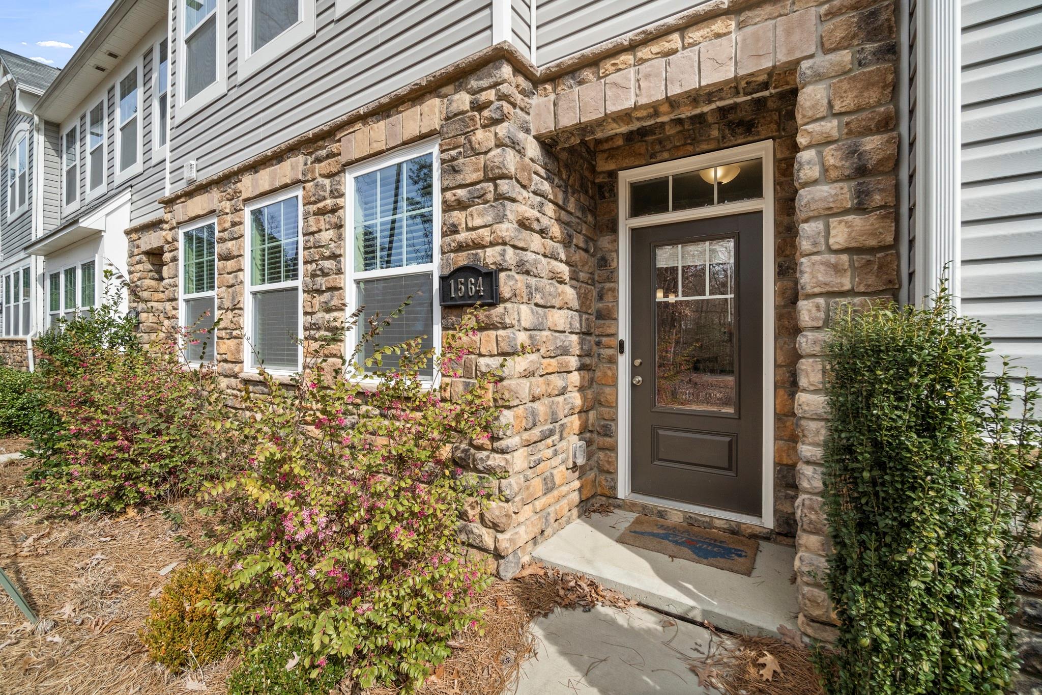 1564 Galloway Road Charlotte, NC 28262 - Photo 3 of 37 a front view of a building