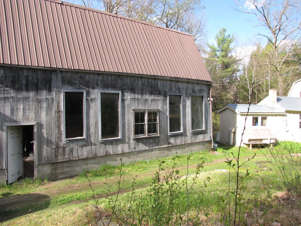 190 Depot Road Newfane, VT 05362 - Photo 4 of 15