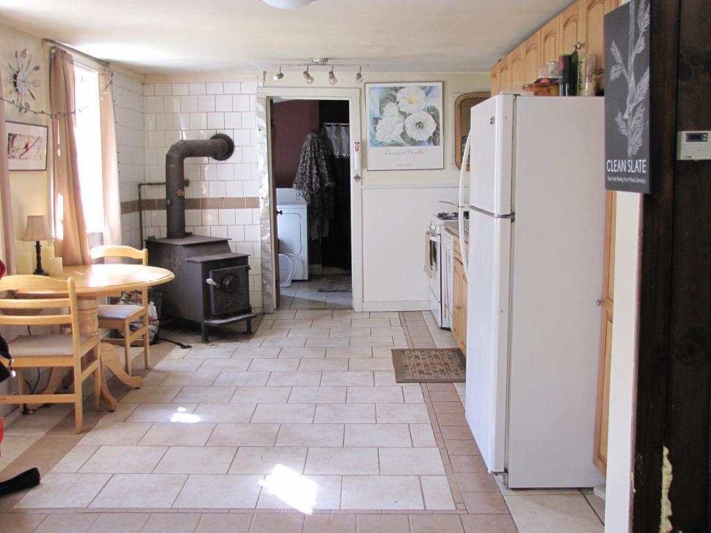 190 Depot Road Newfane, VT 05362 - Photo 8 of 15