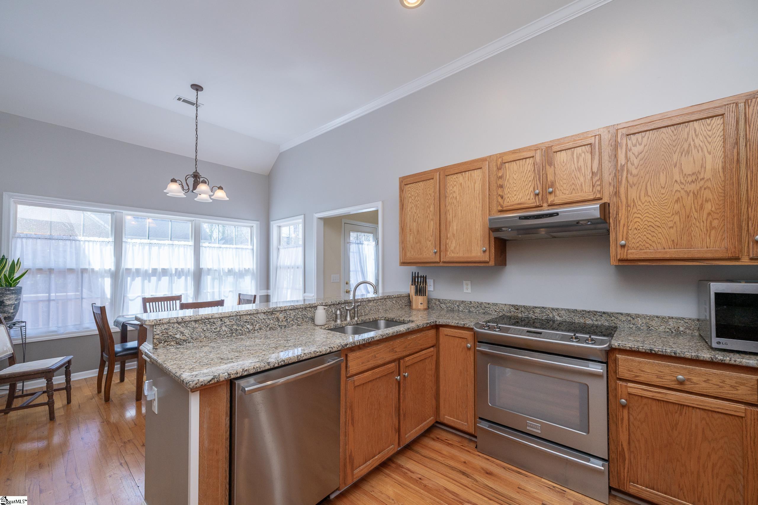 103 Graclan Court Simpsonville, SC 29680 - Photo 12 of 39