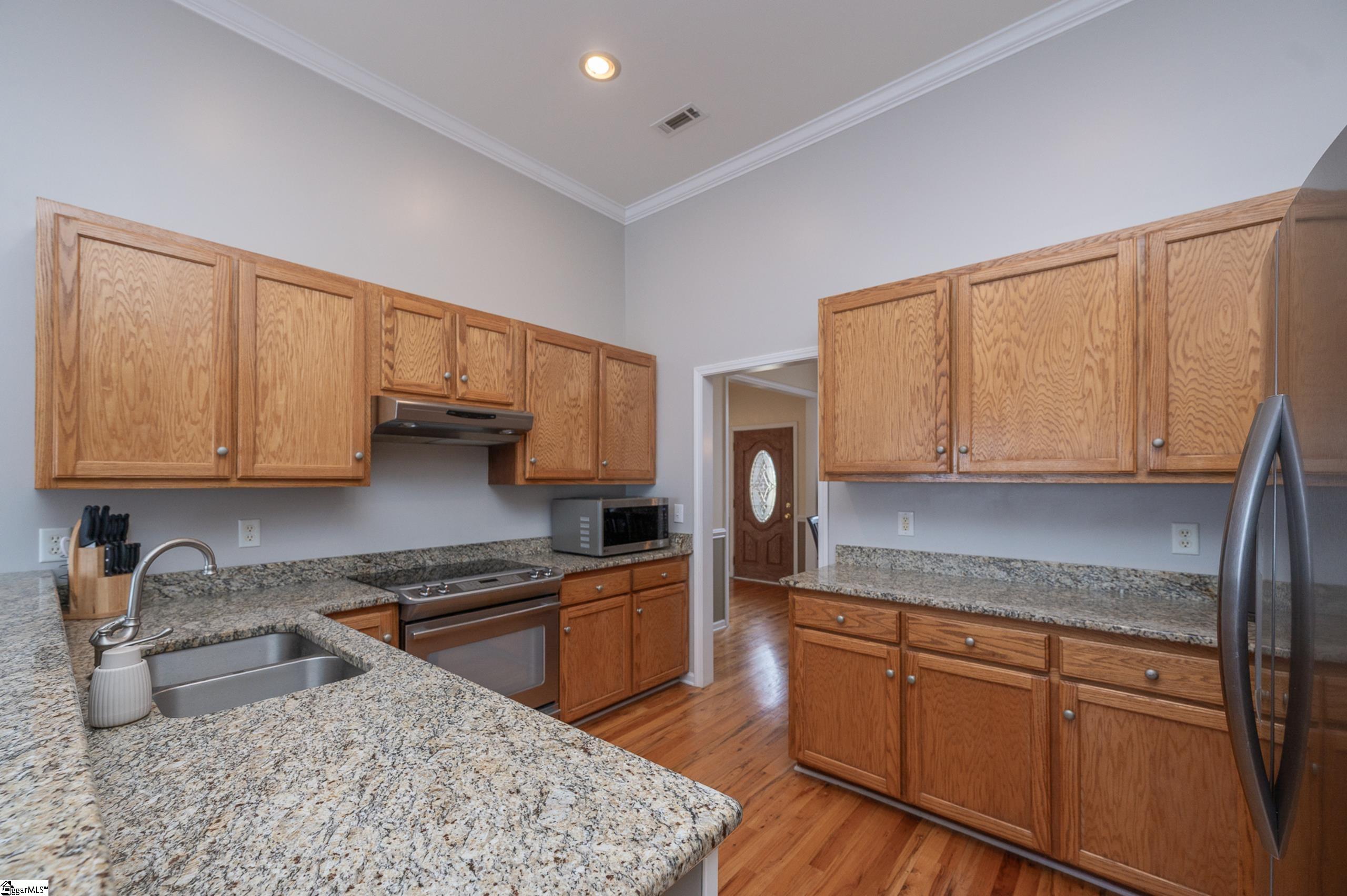 103 Graclan Court Simpsonville, SC 29680 - Photo 10 of 39