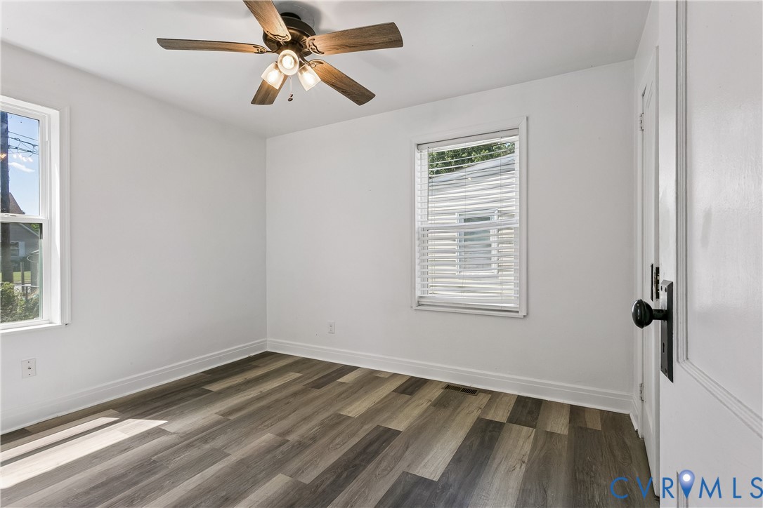 401 Melville Road Hampton, VA 23661 - Photo 12 of 25