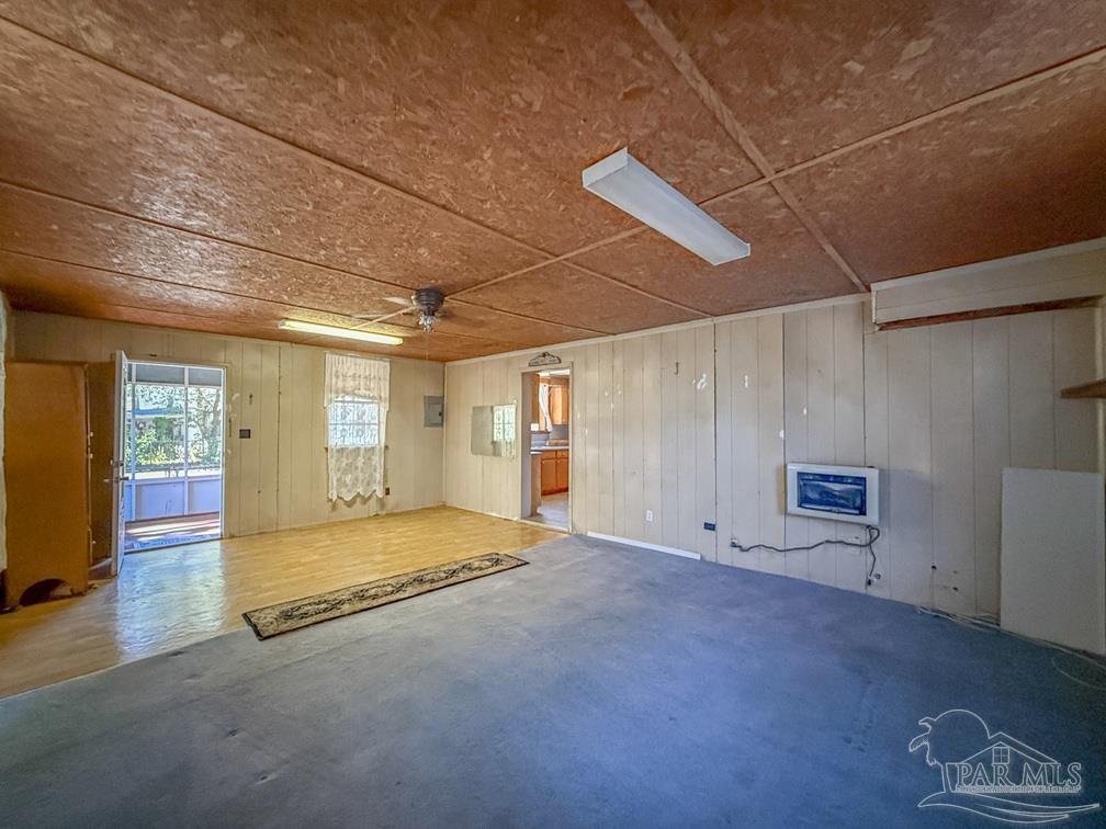 4550 Church Street Bagdad, FL 32583 - Photo 6 of 23 a view of an empty room with a window