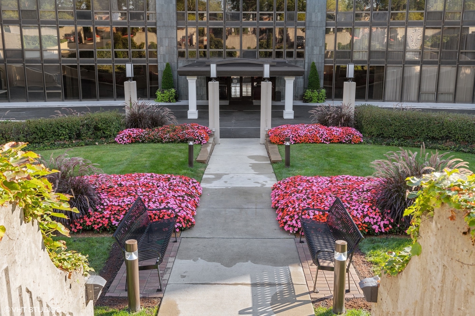 1420 Sheridan Road, Unit 1E Wilmette, IL 60091 - Photo 3 of 47